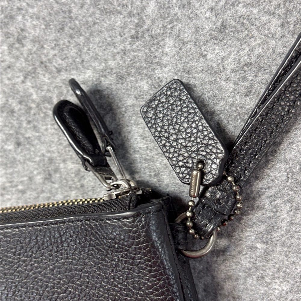 Coach Black Pebbled Leather Lacquer Rivets Double
Zip Pebble Leather wristlet - Picture 7 of 14